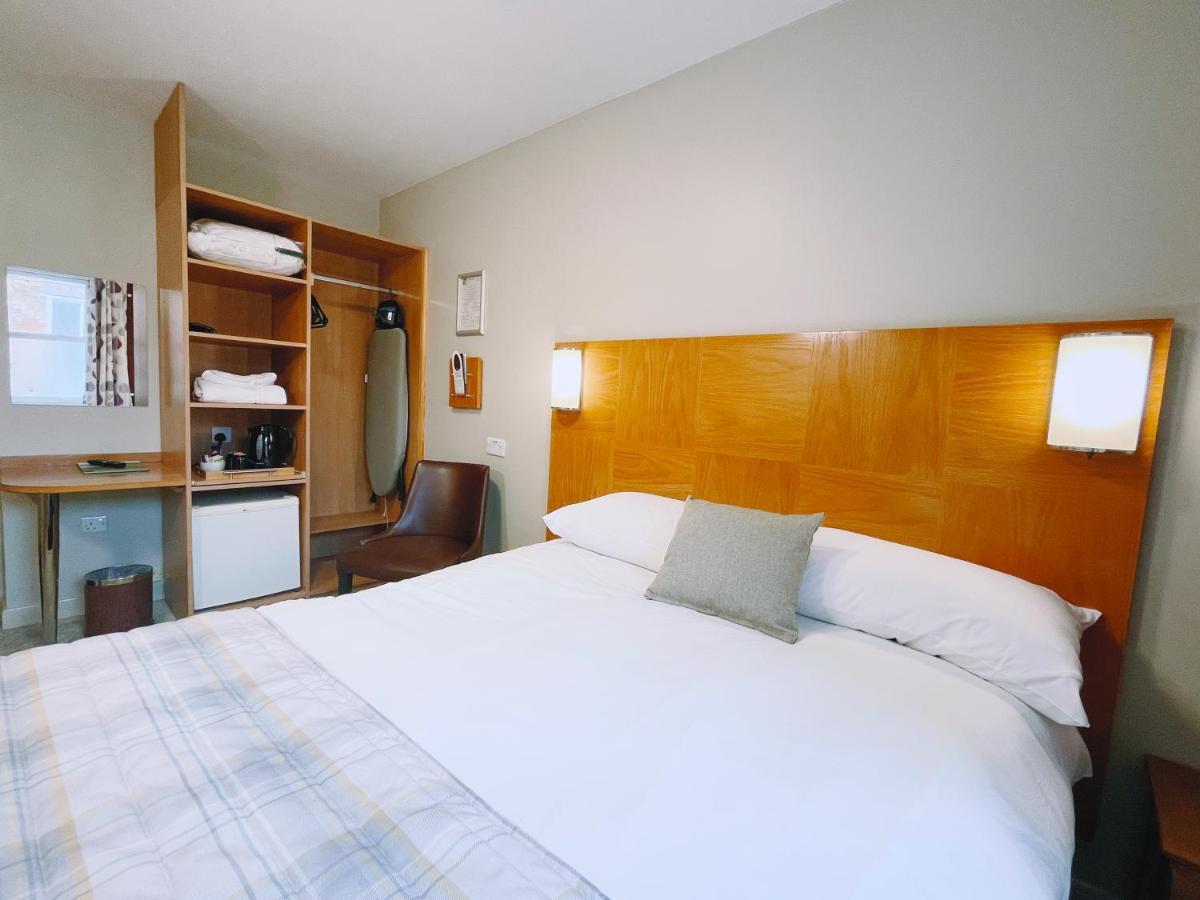 The Corner House Hotel Taunton Extérieur photo
