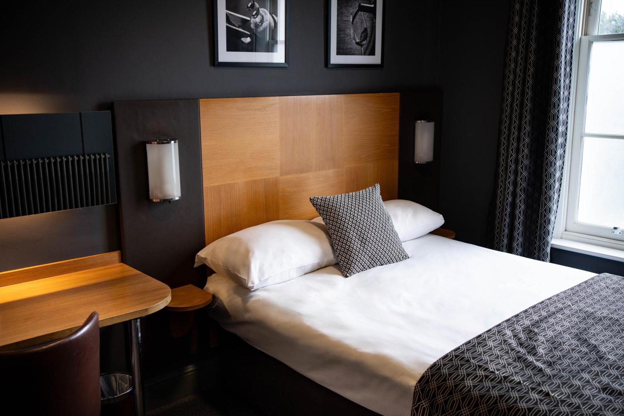 The Corner House Hotel Taunton Extérieur photo