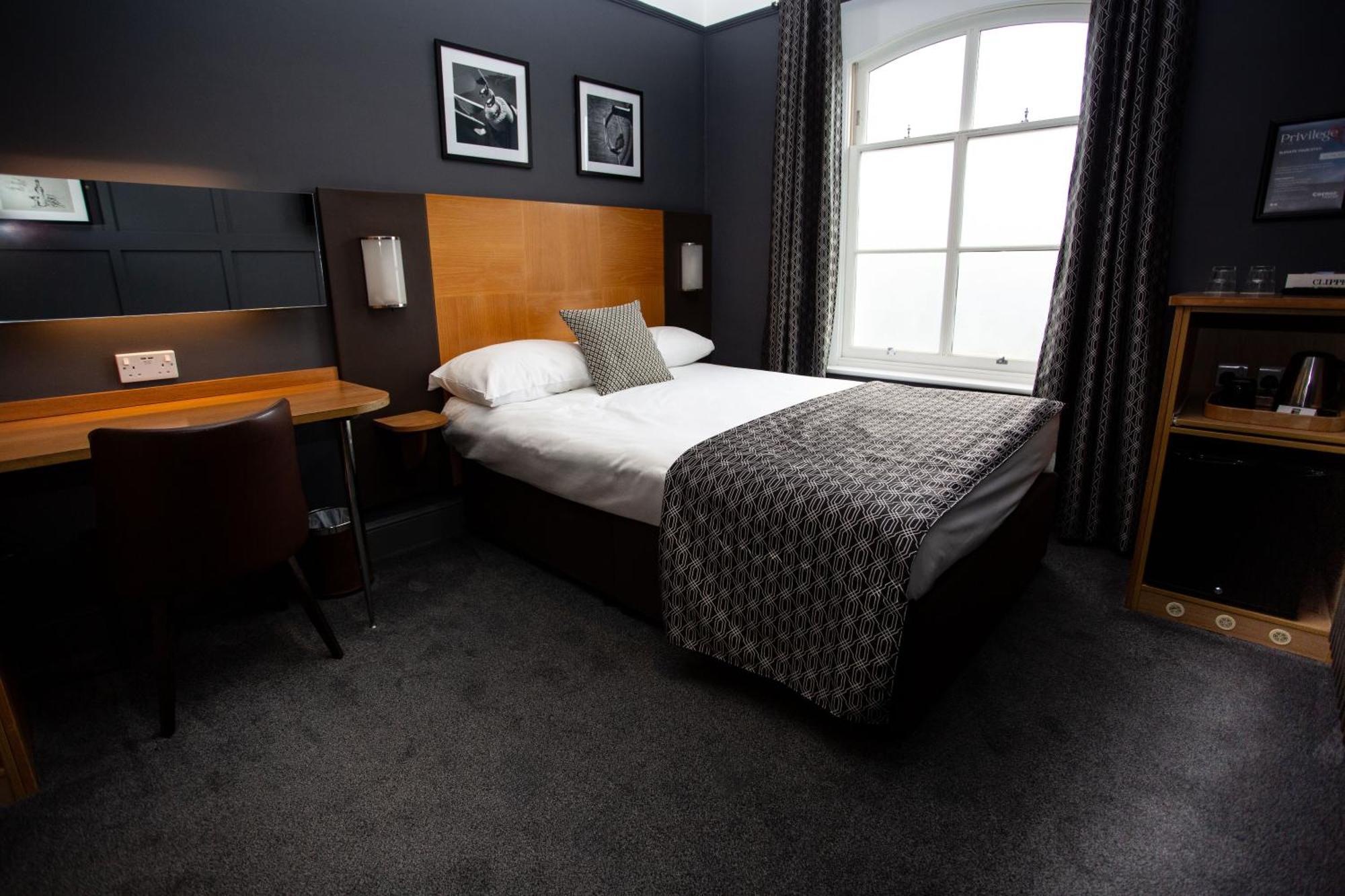 The Corner House Hotel Taunton Extérieur photo