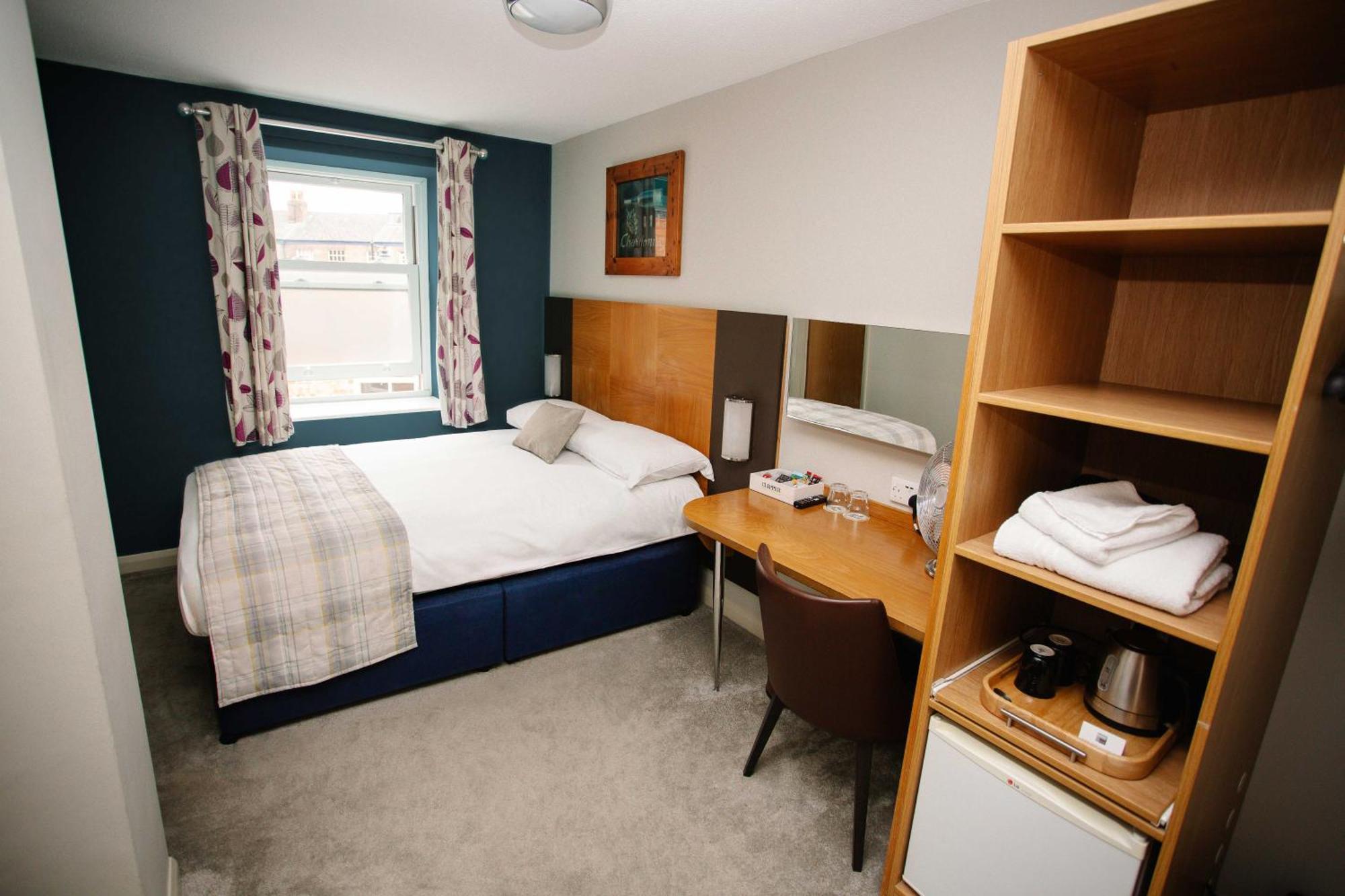 The Corner House Hotel Taunton Extérieur photo