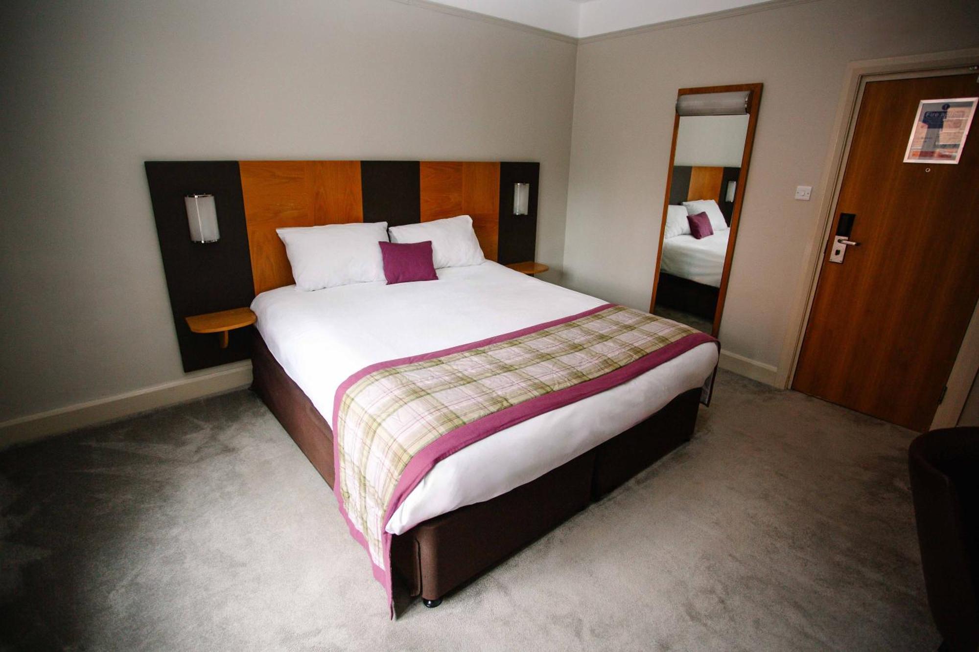 The Corner House Hotel Taunton Extérieur photo