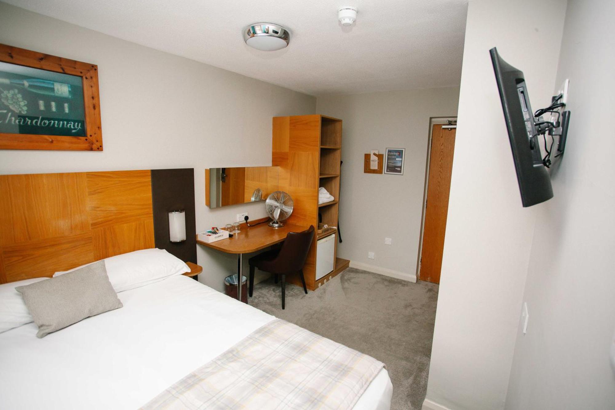 The Corner House Hotel Taunton Extérieur photo